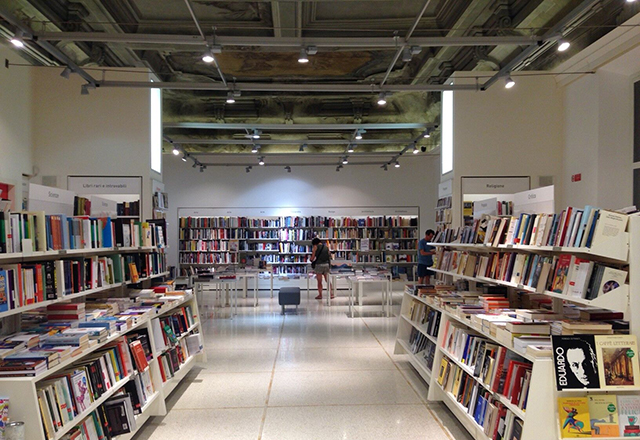 IMG_1_Box_Immagine_Libreria_Libraccio_Ferrara_Apr25