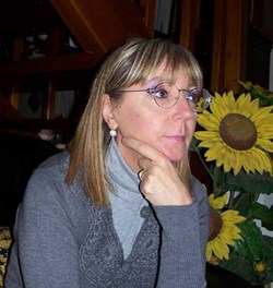 Lorenza Farina