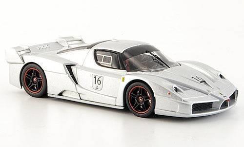 Modellino Hot Wheels Hwn5609 Ferrari Fxx 2005 N.16 Silver 1:43 - 2