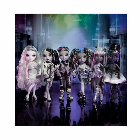 Rainbow High Shadow High Doll- Ash Silverstone - 4