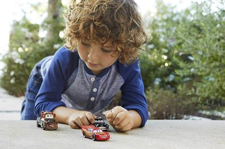 Disney Pixar Cars- Confezione da 3 Veicoli Radiator Springs, con Macchinine Saetta McQueen, Sceriffo e Cricchetto, Giocattolo per Bambini 3+ Anni, HBW14 - 2