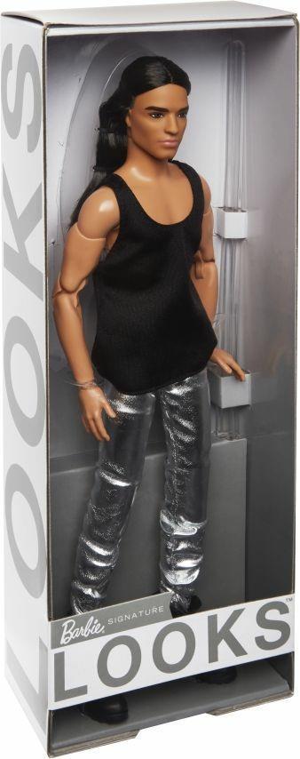 Barbie Signature Barbie Looks? Ken bambola completamente snodata (capelli lunghi e scuri)