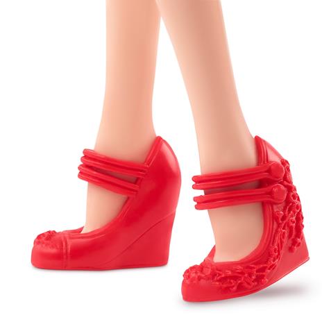 Barbie - Signature Lunar New Year, Bambola Barbie da collezione con camicetta e gonna ricamata, include accessori - 9