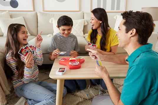 UNO Triple Play, Gioco di carte con porta-carte con luci e suoni e 112 carte, per tutta la Famiglia 7+ anni - 3