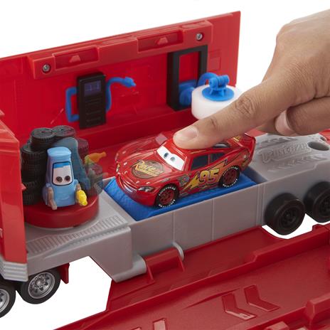 Disney Pixar Transforming Mack - 4