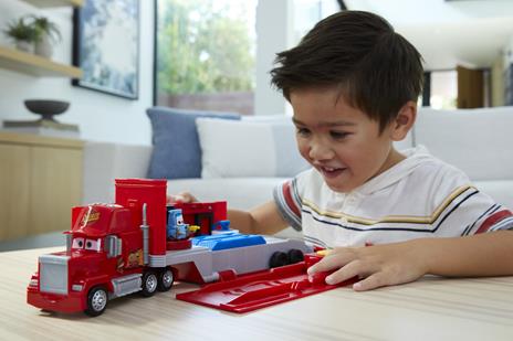 Disney Pixar Transforming Mack - 8