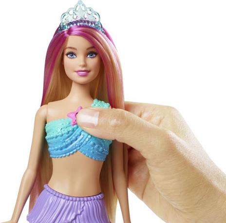 Barbie-Dreamtopia Sirena Luci Scintillanti Bambola Bionda con Coda che si Illumina - 13