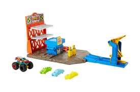 Monster Trucks Playset