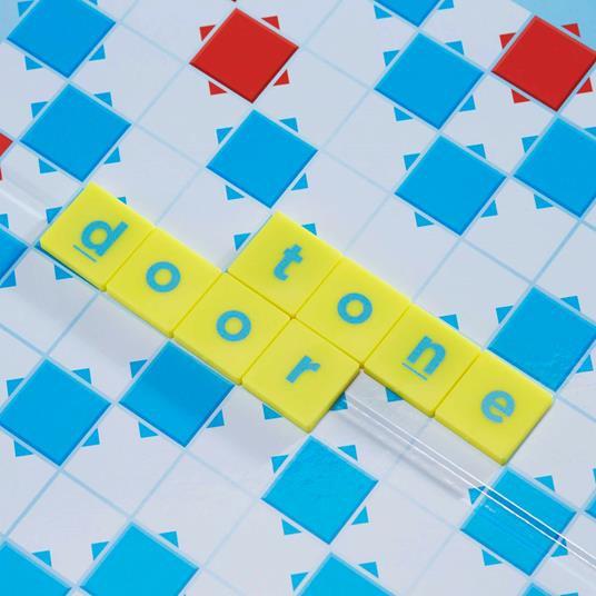 Scrabble Junior Disney, gioco di parole crociate per bambini dai 5 ai 10 anni con 2 giochi in 1 - 4