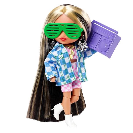 Barbie - Extra Minis Mini Bambola Articolata con Giacca a Quadri e Morbidi  Capelli Bicolore - Barbie - Bambole Fashion - Giocattoli