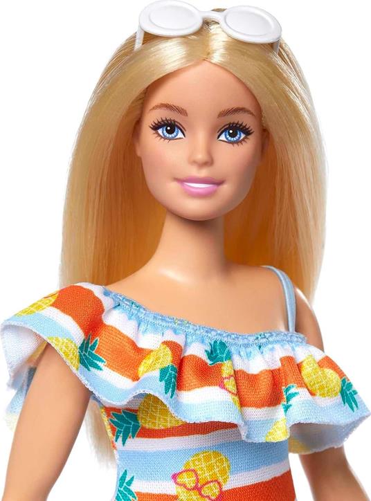Barbie - Barbie Loves the Oceane, Bambola bionda, corpo realizzato in plastica riciclata - 2