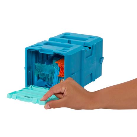 Hot Wheels - Track Builder Set da costruzione con pezzi di pista, include 1 macchinina e accessori in un box impilabile - 3