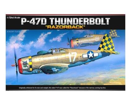 Aereo P-47D THUNDERBOLT. Scala 1/72. Academy AC12492