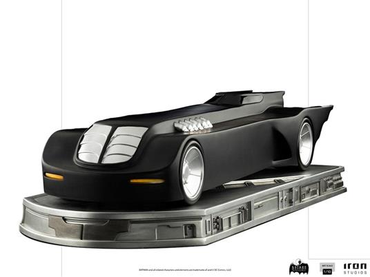 Dc Comics: Iron Studios - Batman Animated Series - Batmobile Deluxe Figura Art Scale