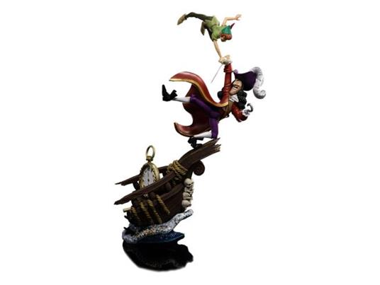 Disney Scale Statua 1/10 Peter Pan Vs Hook 40 Cm Iron Studios
