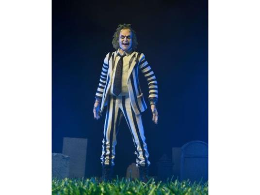 Beetlejuice 1988 Action Figura Beetlejuice Black E White Striped Suit 18 Cm Neca
