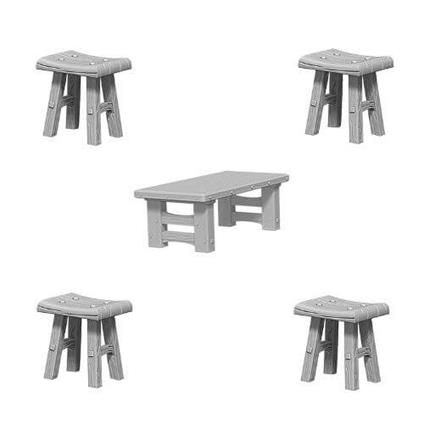 Um Wooden Table & Stools