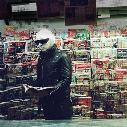 Modern Mirror (Clear Red W- Black Cornet Vinyl) - Vinile LP di Drab Majesty