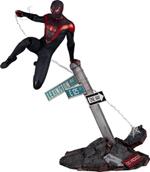 Marvel: Shock Collectibles - Spider-Man Miles Morales Game - Miles Morales 1:6 Scale Diorama