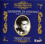 Sings Verdi & Puccini