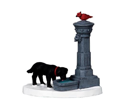 Lemax Cane Che Beve Alla Fontana - Water Fountain Cod 04231 Village Presepe