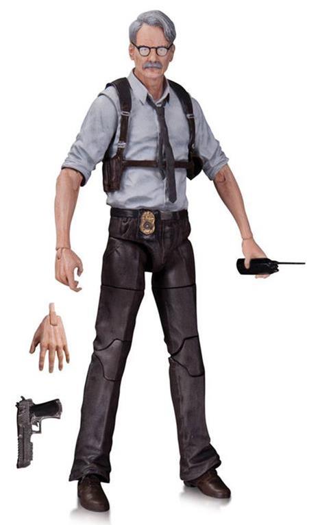 Action Figure Batman Arkham Knight. Commissioner Gordon DC Collectibles - 2