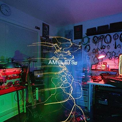 Between Distant and Remote - Vinile LP di Amulets