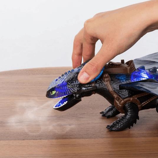 Dragons Feature Fire Breathing Toothless - 11