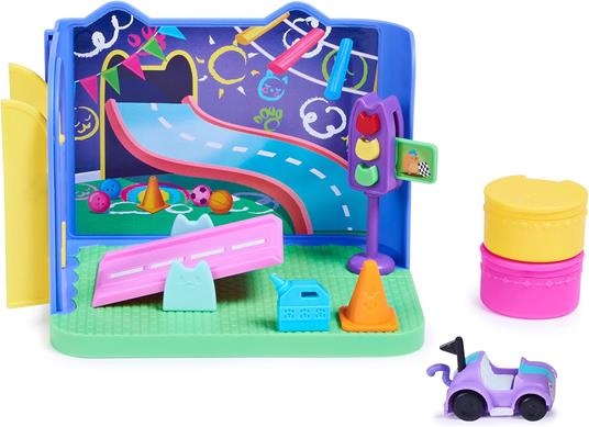 Gabby's Dollhouse, Stanza dei Giochi Purr-ific con la macchinina Giocattolo  Carlita Accessori, mobili e Scatola con Sorpresa