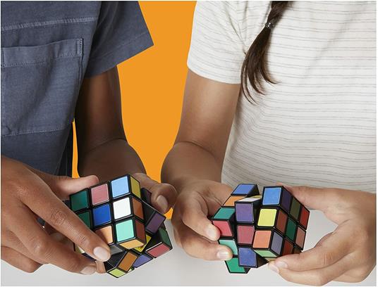 Rubik's Impossible il classico set di rompicapo di corrispondenza dei colori e risoluzione di problemi 3x3 originale di difficoltà avanzata, per bambini e adulti a partire da 7 anni, 6063974 - 5