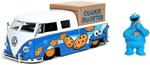 1 24 1963 Vw Bus W/Cookie Monster Figure