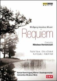 Wolfgang Amadeus Mozart. Requiem (DVD) - DVD di Wolfgang Amadeus Mozart,Nikolaus Harnoncourt,Kurt Equiluz,Rachel Yakar,Ortrun Wenkel
