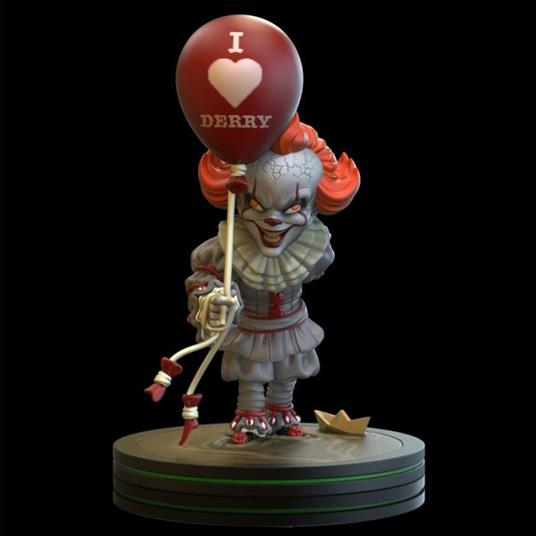 It Q-Fig Pennywise " I Heart Dearry" 15Cm