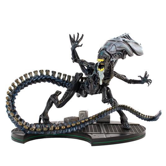 Alien Q-fig Max Elite Figura Alien Queen 18 Cm Quantum Mechanix