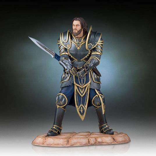 Warcraft: Lothar Statue - 2
