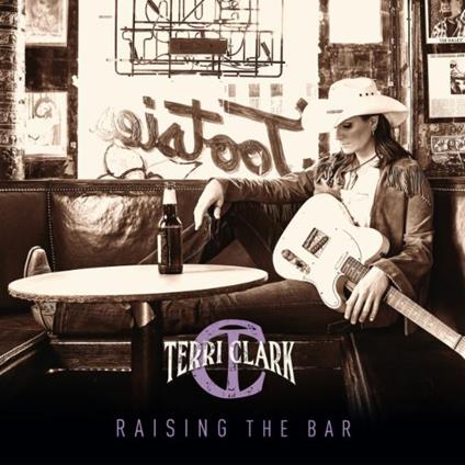 Raising The Bar - CD Audio di Terri Clark