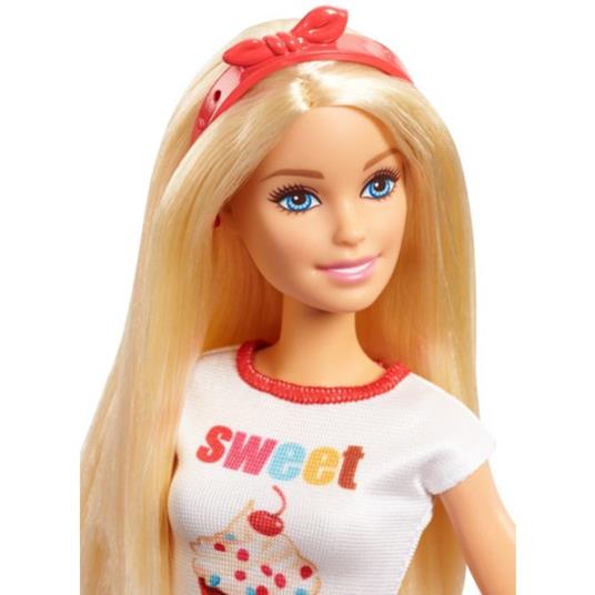Barbie Fairytale. Barbie Pasticcera Playset (FHP57) - 7