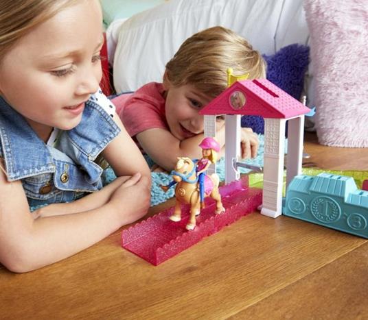Barbie Race Parti e Vai: Corsa Bambola e Pony Inclusi e Pezzi componibili Multicolore FHV66 - 7