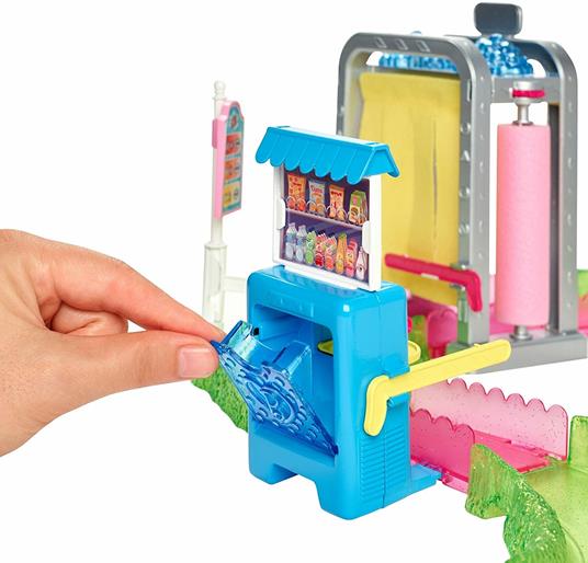 Mattel FHV91. Barbie. Small Doll. Barbie Parti E Via. Car Wash - 16