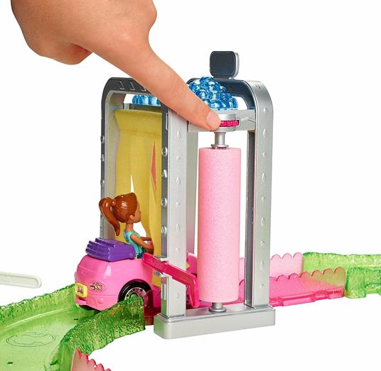 Mattel FHV91. Barbie. Small Doll. Barbie Parti E Via. Car Wash - 17