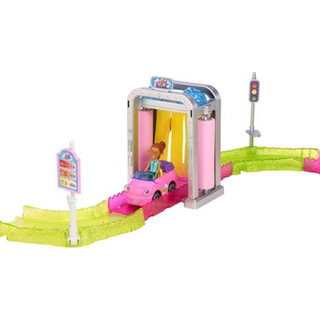 Mattel FHV91. Barbie. Small Doll. Barbie Parti E Via. Car Wash - 7