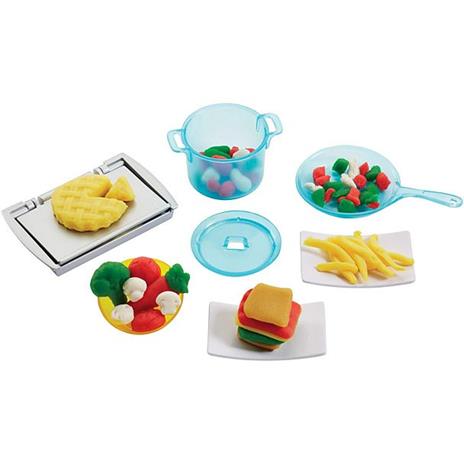 Barbie. Cucina con Bambola. Plastilina in 5 Colorazioni e Oltre 20 Accessori - 6