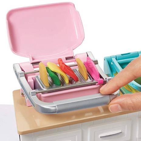 Barbie. Cucina con Bambola. Plastilina in 5 Colorazioni e Oltre 20 Accessori - 7