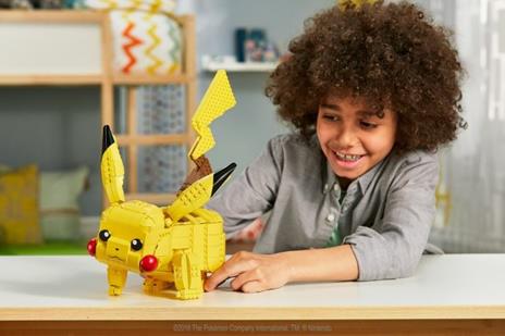 MEGA Pokemon Pikachu Gigante - 3