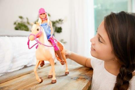 Barbie, Playset con Bambola e Cavallo, Giocattolo per Bambini 3+ Anni. Mattel (FXH13) - 3