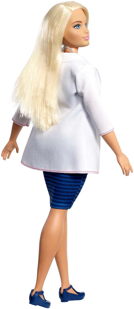 Barbie Carriere Dottoressa con stetoscopio, bambola con camice bianco da rifiniture rosa, un vestito blu e scarpe abbinate - 5
