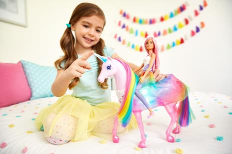 Barbie Unicorno Grande con Barbie - 6