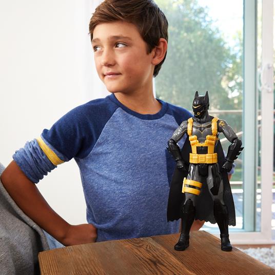 Batman. Personaggio Articolato Batman con Tuta Antitossine - 3