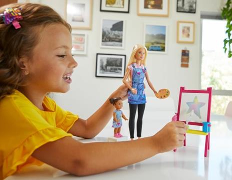 Barbie Carriere Playset Insegnante di Pittura Bionda con Bambola e Accessori Giocattolo per Bambini 3+ Anni, GJM29 - 6
