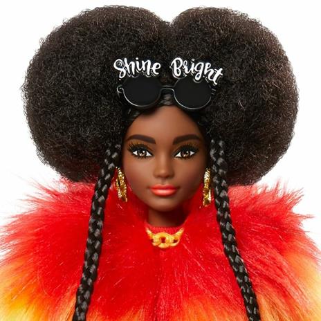Barbie Extra Bambola Afroamericana con capelli cotonati, 10 Accessori alla Moda, Giocattolo per Bambini 3+ Anni - 9